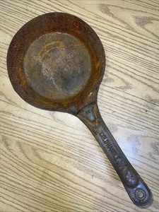 L&G Mfg Co. #50 Padella Cowboy Acciaio Manico Freddo 7 3/4" Beccuccio Singolo - Foto 1 di 12