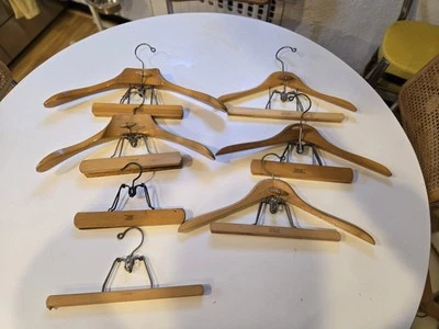 (Lote de 7) Perchas para abrigo y pantalón de madera de alta resistencia SETWELL vintage Foto 1 de 4