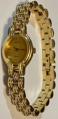 Pulsar Quartz Ladies Oval Gold Tone Running Watch V810-X003 - Image 1 of 4