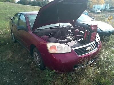 Used Front Left Door Glass Front fits: 2007 Chevrolet Malibu classic style emble Foto 1 de 4