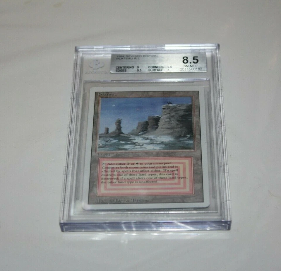 Plateau - Revised - MTG - Magic The Gathering - 1994 -NM-MT GRADE  8.5  - Image 1 of 2