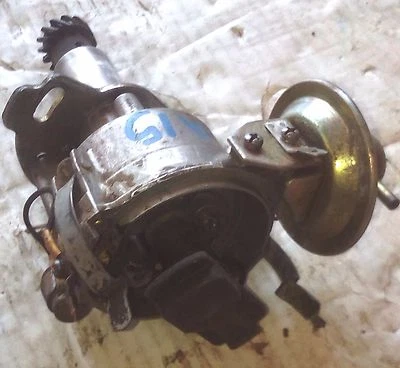 Datsun A15 分销商 8 阀适合 B10 B110 B210 B310 二手 — 第 1/4 张图片