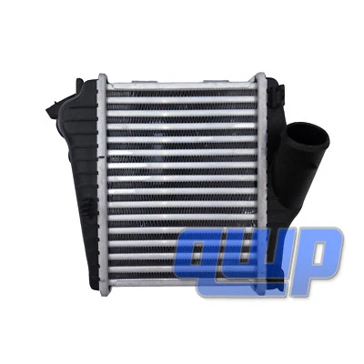 Nuevo intercooler/enfriador de aire de carga para Smart Fortwo 2008-2010 12-15 4515010101 Foto 1 de 4