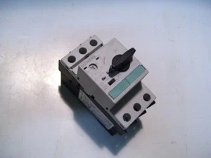SIEMENS 3RV1021-1HA10 5.5-8A 2-7.5HP INTERRUTTORE AVVIAMENTO MANUALE P2857 - Foto 1 di 6