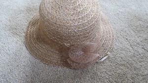 women's - fancy vintage looking tan lacey hat - Picture 1 of 2