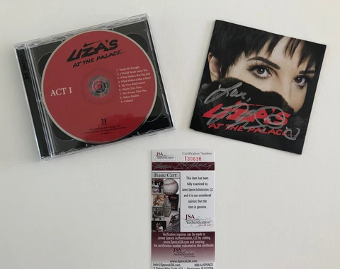 LIZA MINNELLI AT THE PALACE Signed CD JSA Certification number i30638 Cover