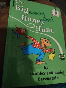 The Big Honey Hunt By Stanley And Janice Berenstain. Dr Seuss Beginner Books - Bild 1 von 1