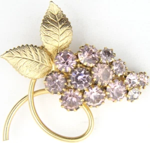 Broche vintage de 1,5" con estrás de amatista púrpura tono dorado - Imagen 1 de 3