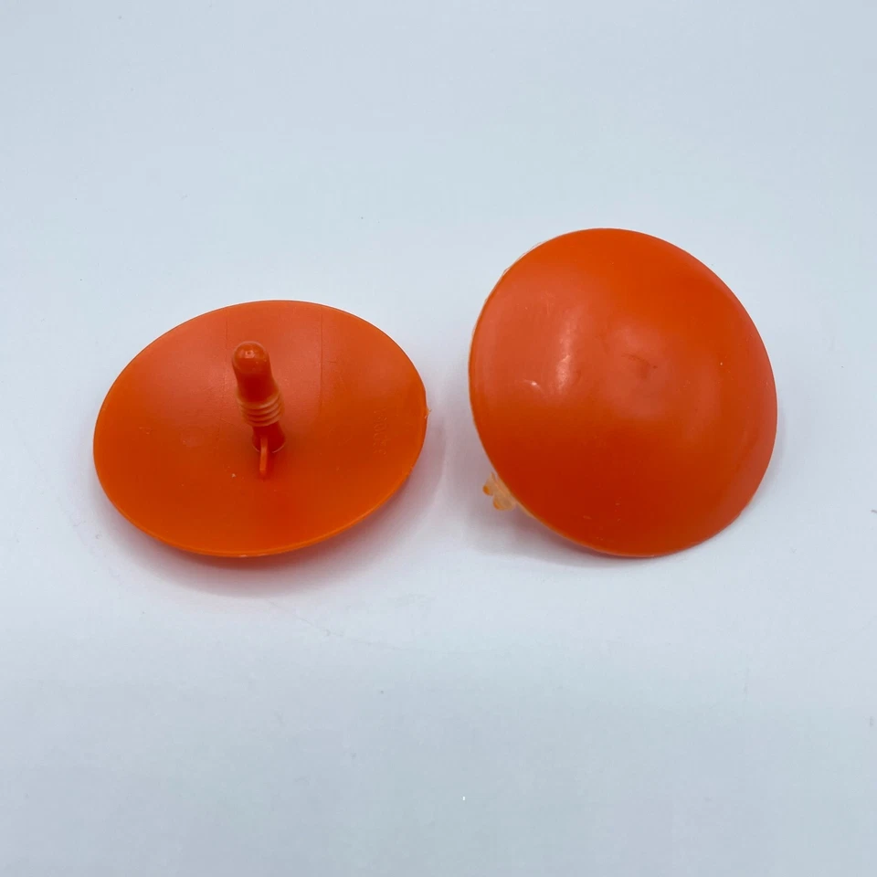 Little Tikes Acogedor Cupé Niño Tamaño Coche Par Luz Trasera Repuesto NUEVO Foto 1 de 1