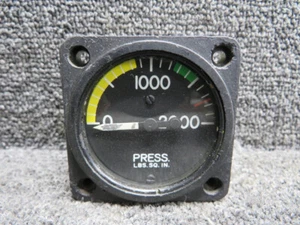 Gates LearJet 25C Pressure Indicator (Worn Needle) - Picture 1 of 7