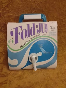 VINTAGE FISHING HUNTING CAMPING 2 1/2 GALLON HEDWIN BLUE FOLD A JUG  - Picture 1 of 9