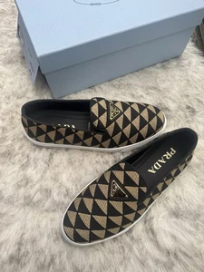 PRADA bestickte Stoff Slipper schwarz beige | Größe UK4 EU36 | Dreieck - Bild 1 von 11