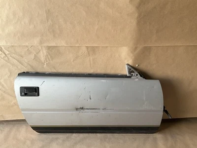 Carcasa de puerta lateral de pasajeros derecho Nissan Z31 300zx 1984-1989 OEM usada tal cual Foto 1 de 4