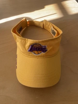 Boné de basquete New Era Los Angeles Lakers vintage viseira NBA tamanho único amarelo - Imagem 1 de 4
