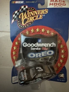 2002 Winners Circle 1/64 Dale Earnhardt #3 Oreo Monte Carlo w/Race Hood - Picture 1 of 2