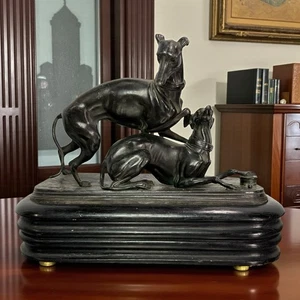 Art Deco Whippet Fighting, Bronze Metal In Style Of Arthur Waagen. Wooden Base. - Picture 1 of 23