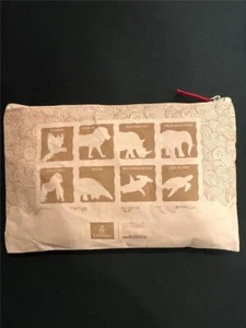 Emirates Airlines United for Wildlife Amenity Bag NEW - Picture 1 of 3