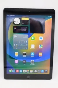 Apple iPad 5 2017 32GB Space Gray 9,7 Zoll Wi-Fi Stark Gebraucht #5333 - Bild 1 von 5