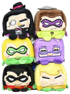 Wish Factory Kawaii Cubes Serie 1 kleines DC-Zeichen Plüschtier - 6er-Pack - Bild 1 von 2