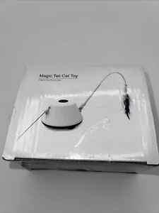 Magic Tail Katzenspielzeug Catch Me If You Can LED-Licht Neu Katze interaktiv - Bild 1 von 5