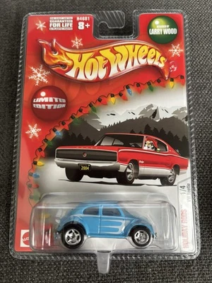 Volkswagen Beetle 2004 Holiday Rods Larry Wood azul Hot Wheels Foto 1 de 3