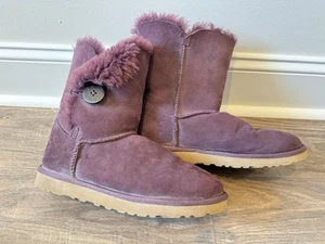 Ugg Australia Bailey Button Ankle Sheepskin Purple Boots S/N 5803 Size 8 - Picture 1 of 6