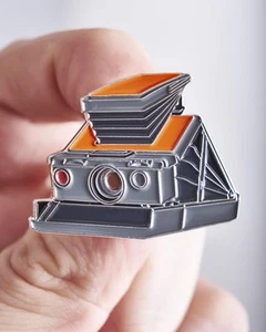 Polaroid SX-70 Pin - Picture 1 of 2
