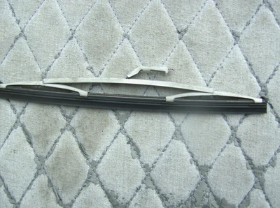 LIMPIAPARABRISAS MGB Foto 1 de 2