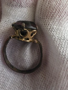ANTIQUE NORTHERN EUROPEAN STONE  RING - CIRCA 17tH C. Unearthed Size 5 GOLD GILT - Picture 1 of 11