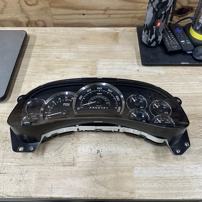 Medidores de cluster de velocímetro instrumento Cadillac Escalade 2006 15112849 fabricante de equipamento original - Imagem 1 de 4
