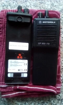 Motorola GP900-11b  "Programmierungs-Service" AMATEURFUNK-BETRIEBSFUNK-FREENET - Bild 1 von 2