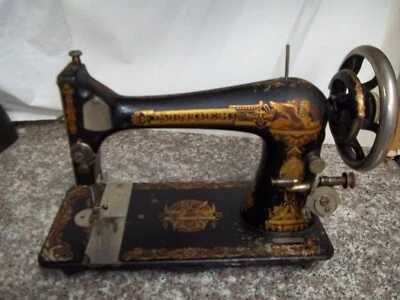 CC2   Singer 27   1896 Sewing Machine Parts SN14031710 - Image 1 of 4