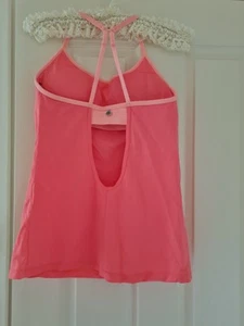 Lorna Jane Size M Padded Sports Top Active Wear Apricot - Picture 1 of 5