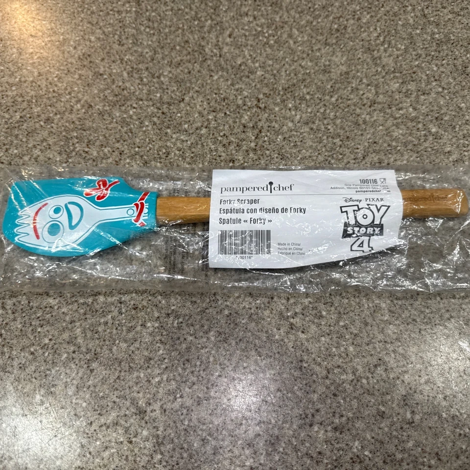 Pampered Chef Toy Story 4 Forky Scraper Item 100116 NEW Ships Free - Image 1 of 1