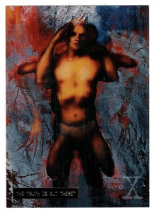 The Walk - Foil Stamped (Trading Card) X-Files - Season 3 - 1996 Topps # 16 Mint - Picture 1 of 1