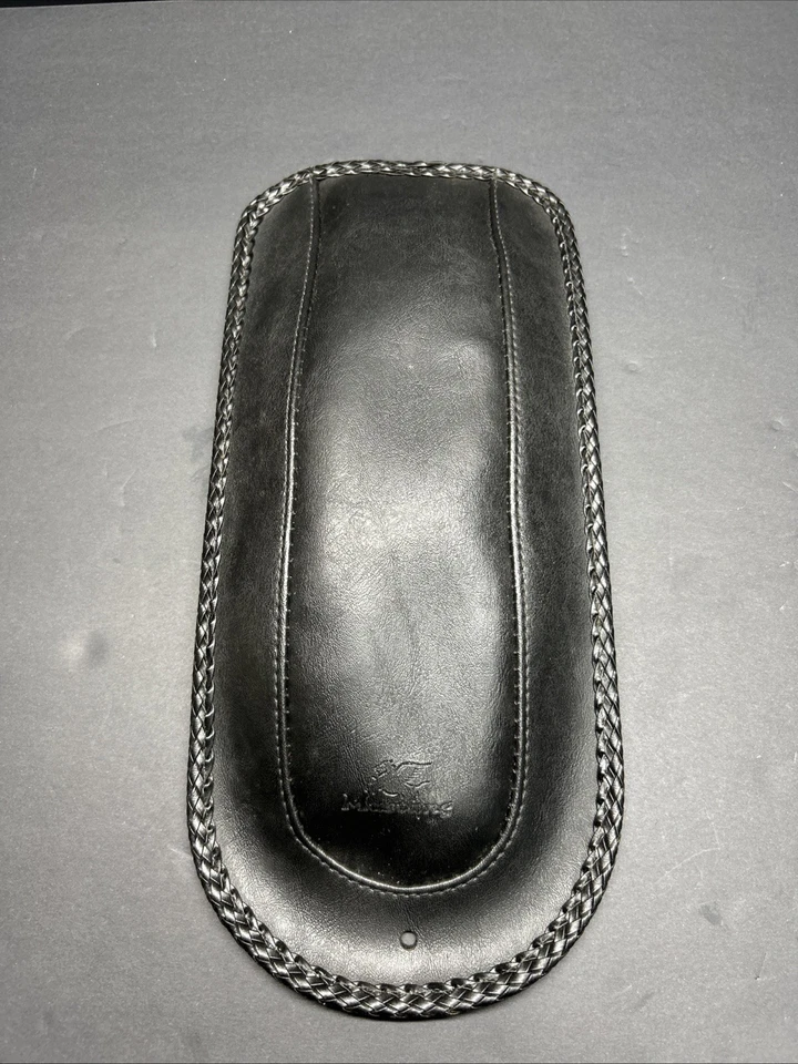 Babero Mustang Fender cuero negro liso 78025/86-05 cola suave Foto 1 de 4