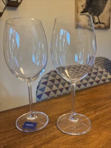 Mikasa Julie 21,5 Unzen Bordeaux Wein Kristall Gläser Geätzt 9 1/2" - 2er Set - Bild 1 von 5