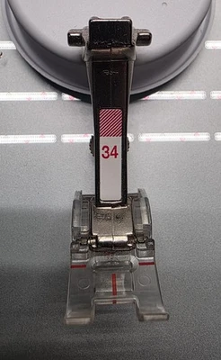 Genuine Bernina Clear Zig-Zag Foot # 34 - New Style - Image 1 of 4
