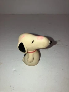 1958 Snoopy Squeeze Toy Finger Toy - Picture 1 of 10