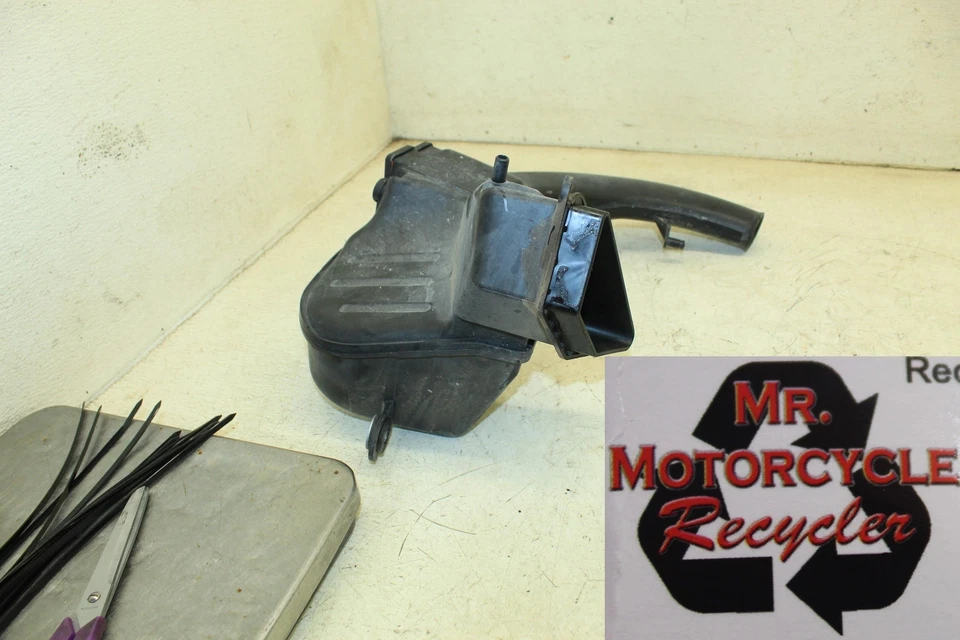 14 BMW C600 SPORT OEM CONDUCTOS DE ADMISIÓN DE AIRE E12 Foto 1 de 4