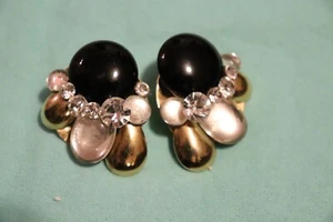 Pendientes DM de colección hechos a mano firmados a mano con clip de oro negro - Imagen 1 de 3