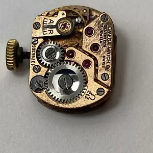 Ladies 17 Jewels Omega 213 Movement For Parts Or Repair Running With Dial - Picture 1 of 8