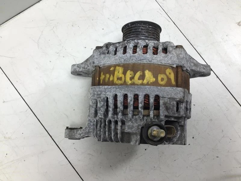 Alternador de fábrica Subaru Tribeca 2009 3,6 L Foto 1 de 4