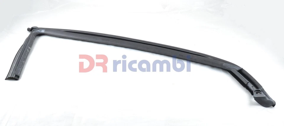 GUARNIZIONE FINESTRINO PORTA ANTERIORE SX ALFA ROMEO 166 - ALFA ROMEO 60673451 Foto 1 de 4