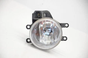 14-20 Toyota 4Runner 4.0L Passenger Right Front Fog Light - Picture 1 of 12