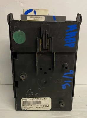 1998 - 2000 LINCOLN TOWN CAR Lighting Control Module 1W7T13C788AC 98-99 Marquis - Image 1 of 4