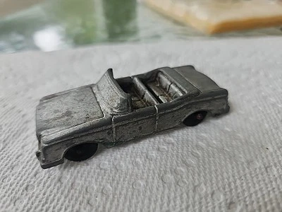 Chrysler convertible vintage Tootsietoy Chicago #24 pintura desnuda alondra antigua Foto 1 de 4