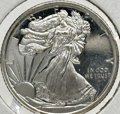 1/10 Troy oz .999 Silver Walking Liberty Golden State Mint Round Coin #13504 - Image 1 of 3