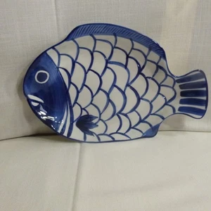 Piatto vintage Dansk arabesco a forma di PESCE dipinto a mano blu e bianco - EVC - Foto 1 di 3
