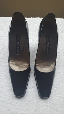MARTINEZ VALERO BLACK LEATHER HEELS,SIZE 7.0 Foto 1 de 4